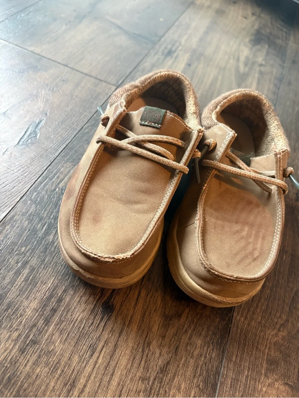Hey Dude Kids Tan Slip-On Lace-Accent Dress Shoes